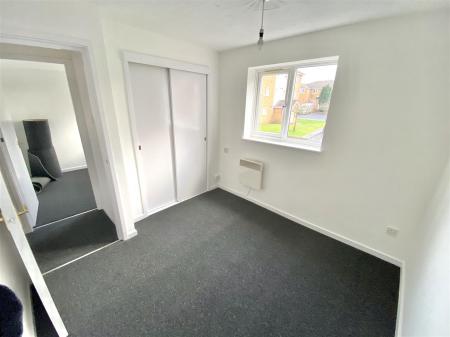 2 bedroom Flat to let in Charlecote Park, Newdale, Telford, TF3