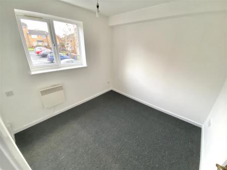 2 bedroom Flat to let in Charlecote Park, Newdale, Telford, TF3