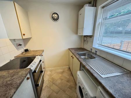 2 bedroom Terraced House to let in Mercia Drive, Leegomery, Telford, TF1