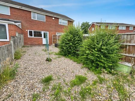 2 bedroom Terraced House to let in Mercia Drive, Leegomery, Telford, TF1