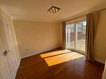 5 bedroom Detached house to let in Hugo Way, Loggerheads, TF9