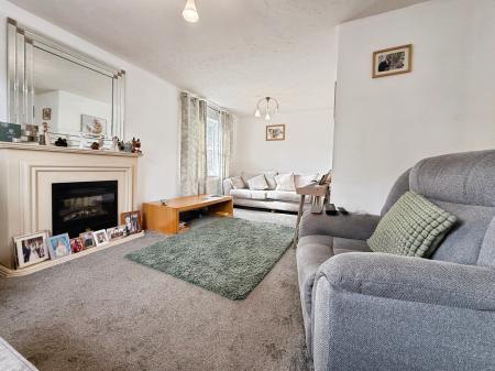 3 bedroom Semi-detached house for sale in Marlborough Road, Hadley, Telford, TF1