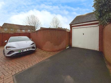 3 bedroom Semi-detached house for sale in Marlborough Road, Hadley, Telford, TF1