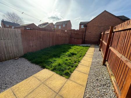 3 bedroom Terraced House to let in Woodside Avenue, Woodside, Telford, TF7