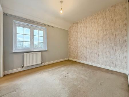 3 bedroom Terraced House for sale in Ashtree Leasow, Leegomery, Telford, TF1