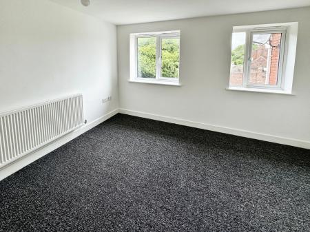 16 bedroom Semi-detached house for sale in Lodge Court, Donnington Wood, Telford, TF2