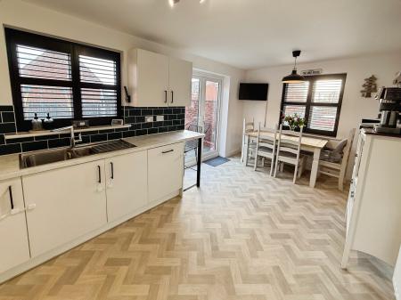 3 bedroom Detached house for sale in John Rushton Drive, Priorslee, Telford, TF2