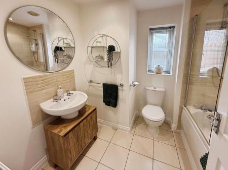 4 bedroom Detached house for sale in Stone Drive, Shifnal, Telford, TF11