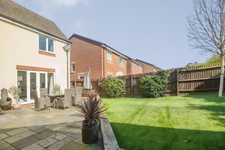 4 bedroom Detached house for sale in Stone Drive, Shifnal, Telford, TF11