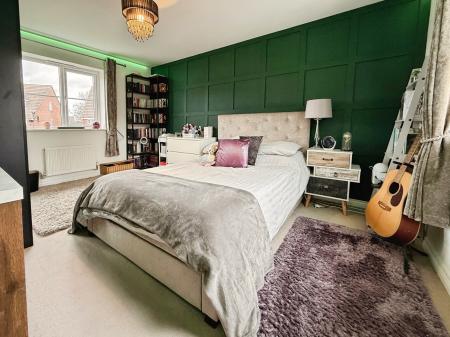 4 bedroom Detached house for sale in Stone Drive, Shifnal, Telford, TF11