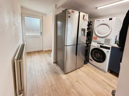 2 bedroom Semi-detached house for sale in Gibbons Road, Trench, Telford, TF2