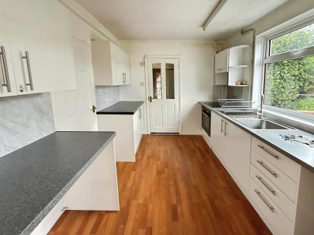 3 bedroom Semi-detached house to let in Springfield Avenue, Rugeley, WS15