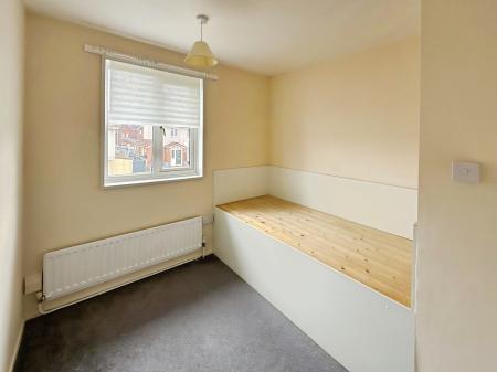 3 bedroom Semi-detached house to let in Springfield Avenue, Rugeley, WS15