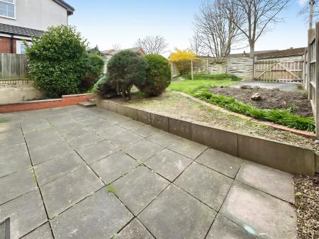 3 bedroom Semi-detached house to let in Springfield Avenue, Rugeley, WS15