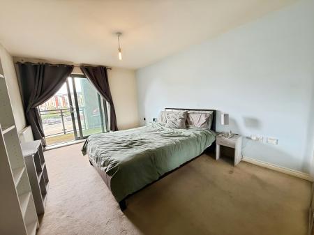 2 bedroom Flat to let in Clips Moor, Lawley, Telford, TF4
