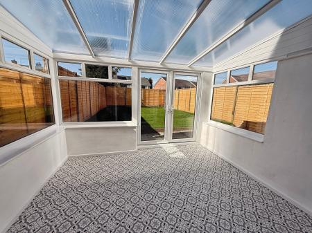 2 bedroom Semi-detached house for sale in Near Vallens, Hadley, Telford, TF1