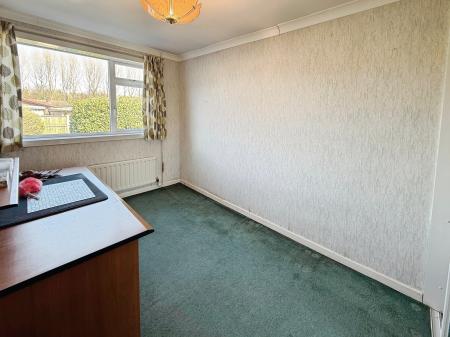 2 bedroom Bungalow for sale in Bollingale Avenue, Telford, TF2