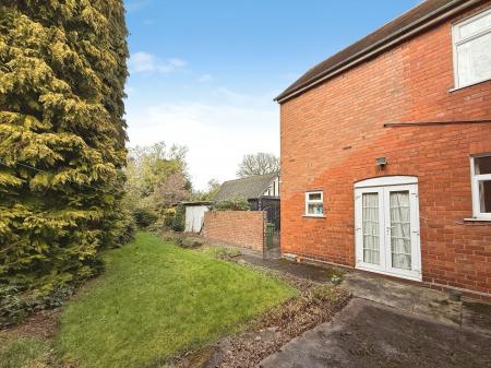 4 bedroom Detached house for sale in Leegomery Road, Wellington, Telford, TF1