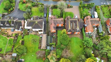 4 bedroom Detached house for sale in Leegomery Road, Wellington, Telford, TF1