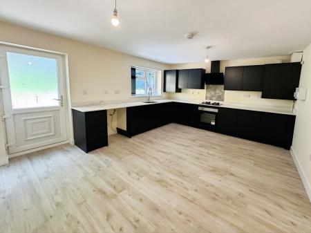 3 bedroom Detached house for sale in Boscobel Close, Stirchley, Telford, TF3
