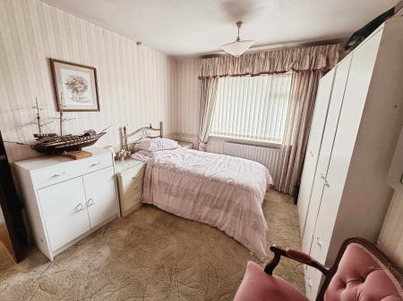 3 bedroom Semi-detached house for sale in Woodside Road, Ketley, Telford, TF1