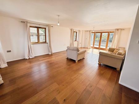 4 bedroom Detached house for sale in Wheat Leasows, Telford, TF6