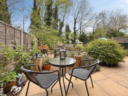 4 bedroom Detached house for sale in Hama Drive, Oakengates, Telford, TF2