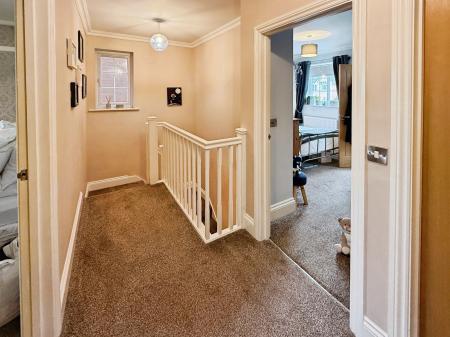 4 bedroom Detached house for sale in Hama Drive, Oakengates, Telford, TF2