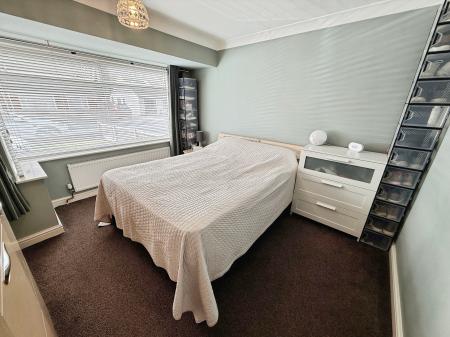 2 bedroom Semi-detached bungalow for sale in Hadley Gardens, Leegomery, Telford, TF1