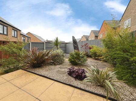 4 bedroom Detached house for sale in Beggarly Bank, Telford, TF4