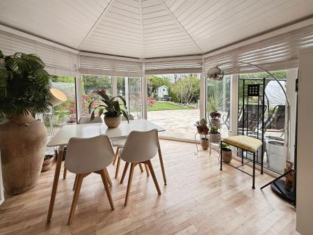 3 bedroom Semi-detached house for sale in New Road, Telford, TF2