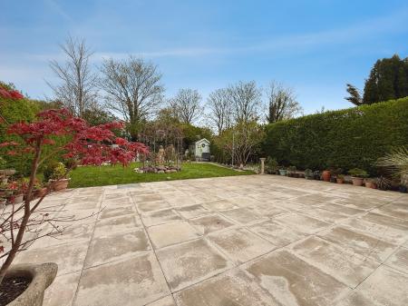 3 bedroom Semi-detached house for sale in New Road, Telford, TF2