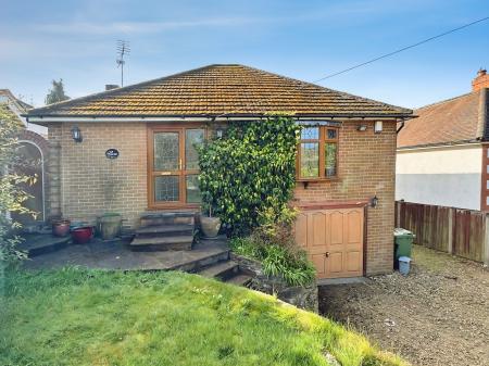 2 bedroom Bungalow for sale in Cumberledge Hill, Cannock Wood, WS15