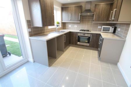 3 bedroom Semi-detached house to let in Thistly Leasow, Woodside, Telford, TF7