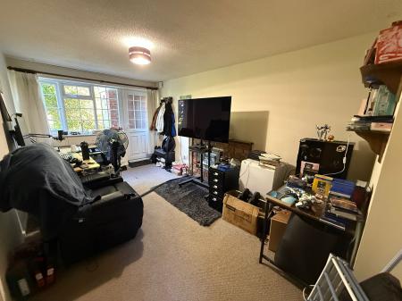 1 bedroom Ground floor maisonette for sale in Maybank Close, Lichfield, WS14