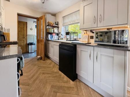 3 bedroom Semi-detached house for sale in Woodside Road, Ketley, Telford, TF1
