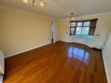 5 bedroom Detached house to let in Hugo Way, Loggerheads, TF9