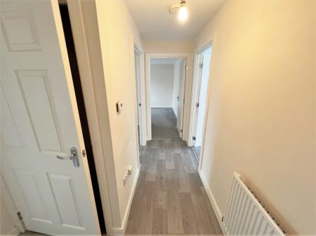 2 bedroom Flat to let in Ferridays Fields, Woodside, TF7