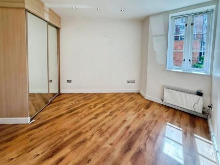 2 bedroom Flat to let in Sandford Street, Lichfield, WS13