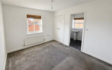 3 bedroom Detached house to let in Sandfield Meadow, Lichfield, WS13