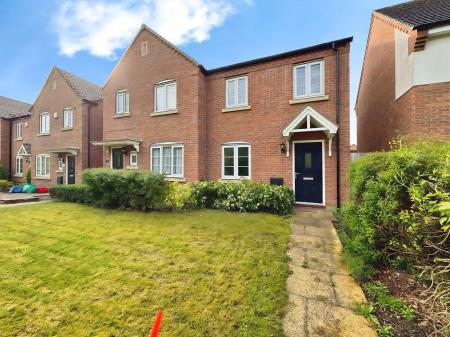 Woodside Avenue, Woodside, TF7