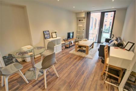 2 bedroom Flat to let in Pope Street, Albion House, B1