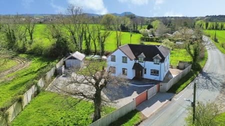4 bedroom Detached house for sale in Wheat Leasows, Telford, TF6