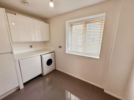 4 bedroom Detached house for sale in Wheat Leasows, Telford, TF6