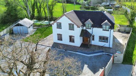 4 bedroom Detached house for sale in Wheat Leasows, Telford, TF6