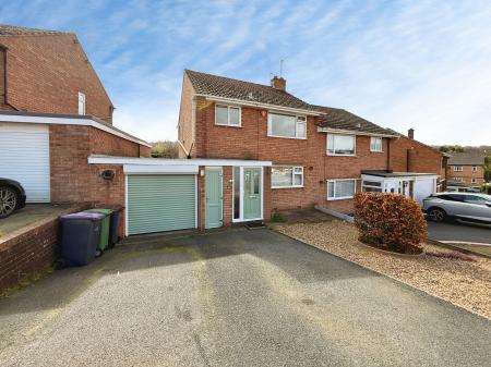 3 bedroom Semi-detached house for sale in Woodside Road, Ketley, TF1