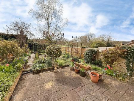3 bedroom Semi-detached house for sale in Woodside Road, Ketley, TF1