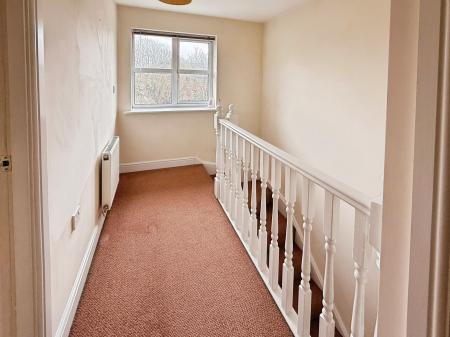 3 bedroom Terraced House for sale in Gatcombe Way, Priorslee, TF2