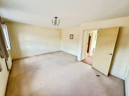 4 bedroom Terraced House for sale in Gatcombe Way, Priorslee, TF2