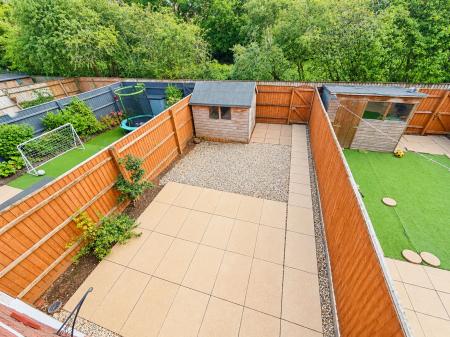 4 bedroom Terraced House for sale in Gatcombe Way, Priorslee, TF2